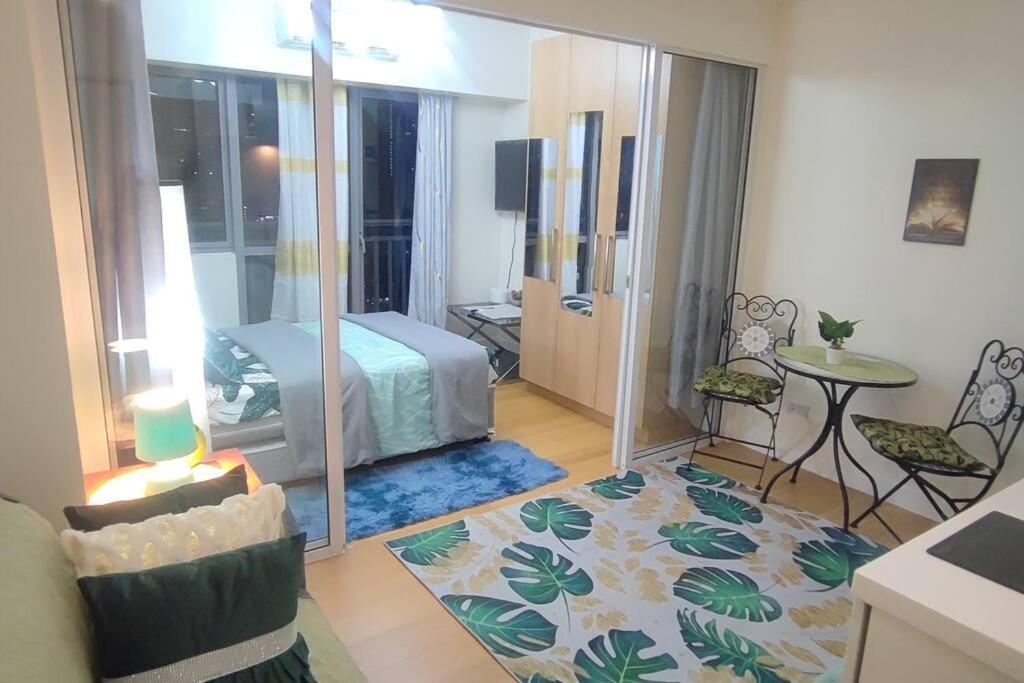 Aveline Suites Elite Rockwell View Acqua Private Residences Near Rockwell Makati 马尼拉 外观 照片